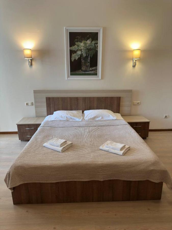 Hotel Mireosi Батумі Екстер'єр фото