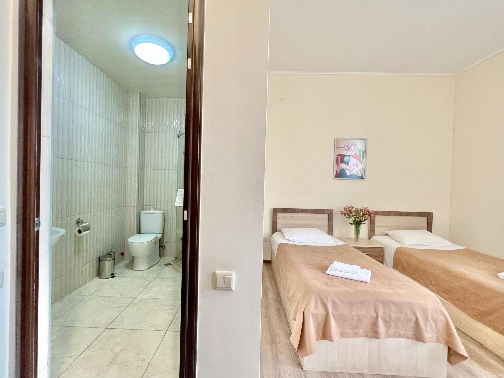Hotel Mireosi Батумі Екстер'єр фото