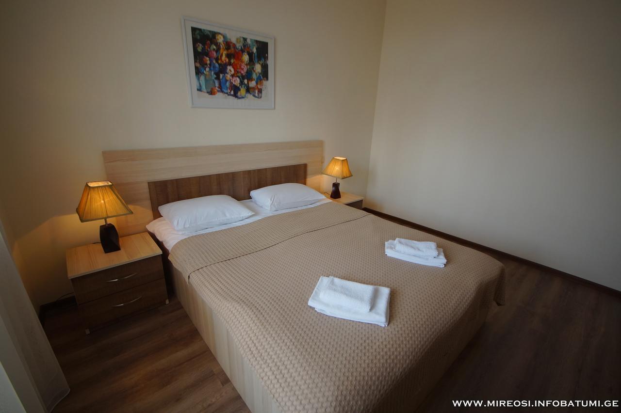 Hotel Mireosi Батумі Екстер'єр фото